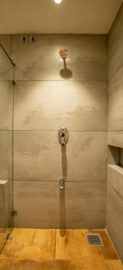 Pinnacle Grand Hotel Ahmedabad Eksteriør billede